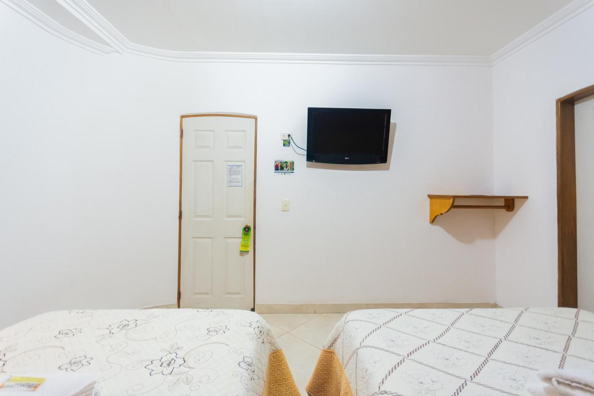 Hotel Real Гуатапе Екстер'єр фото